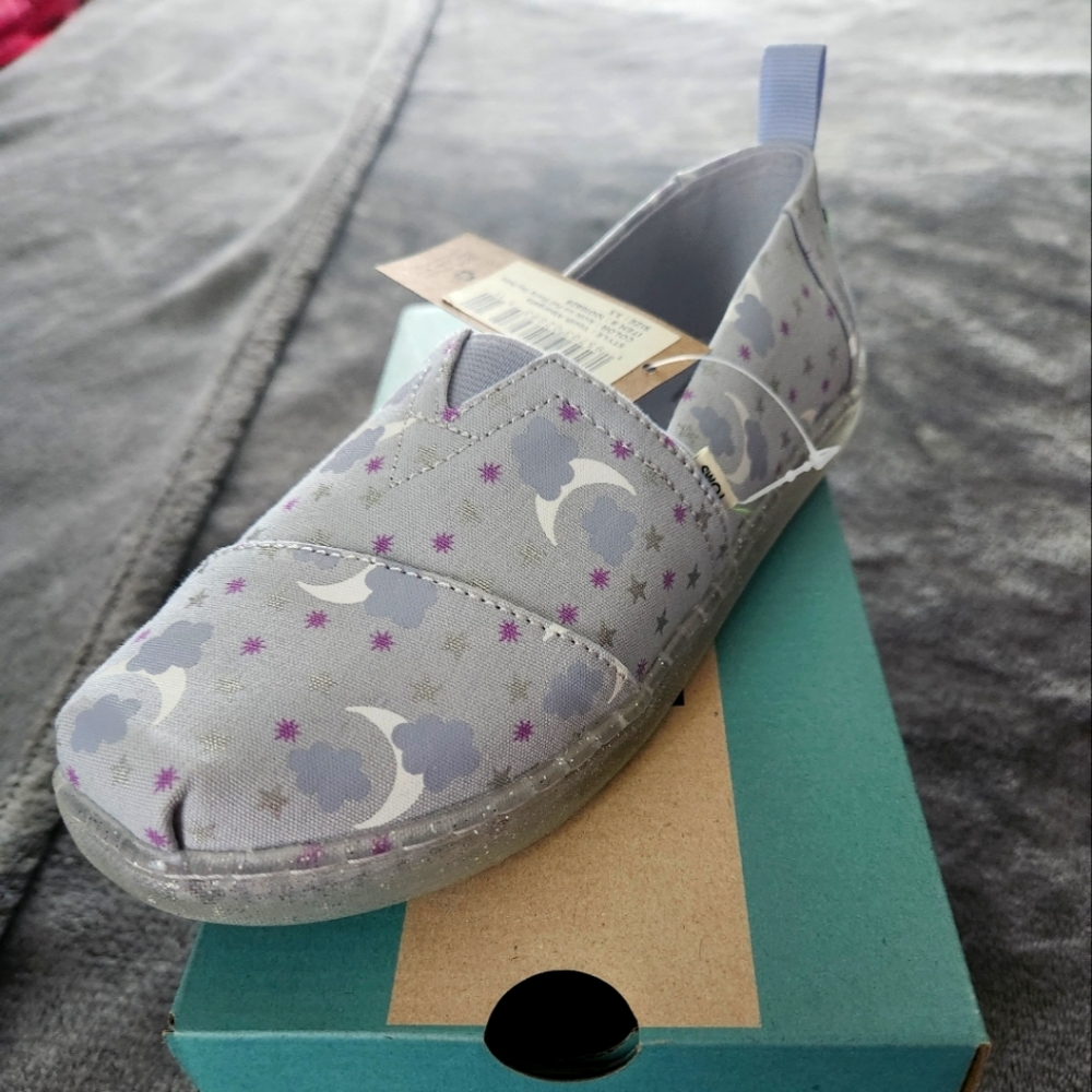 NIB Youth TOMS, size 3.5